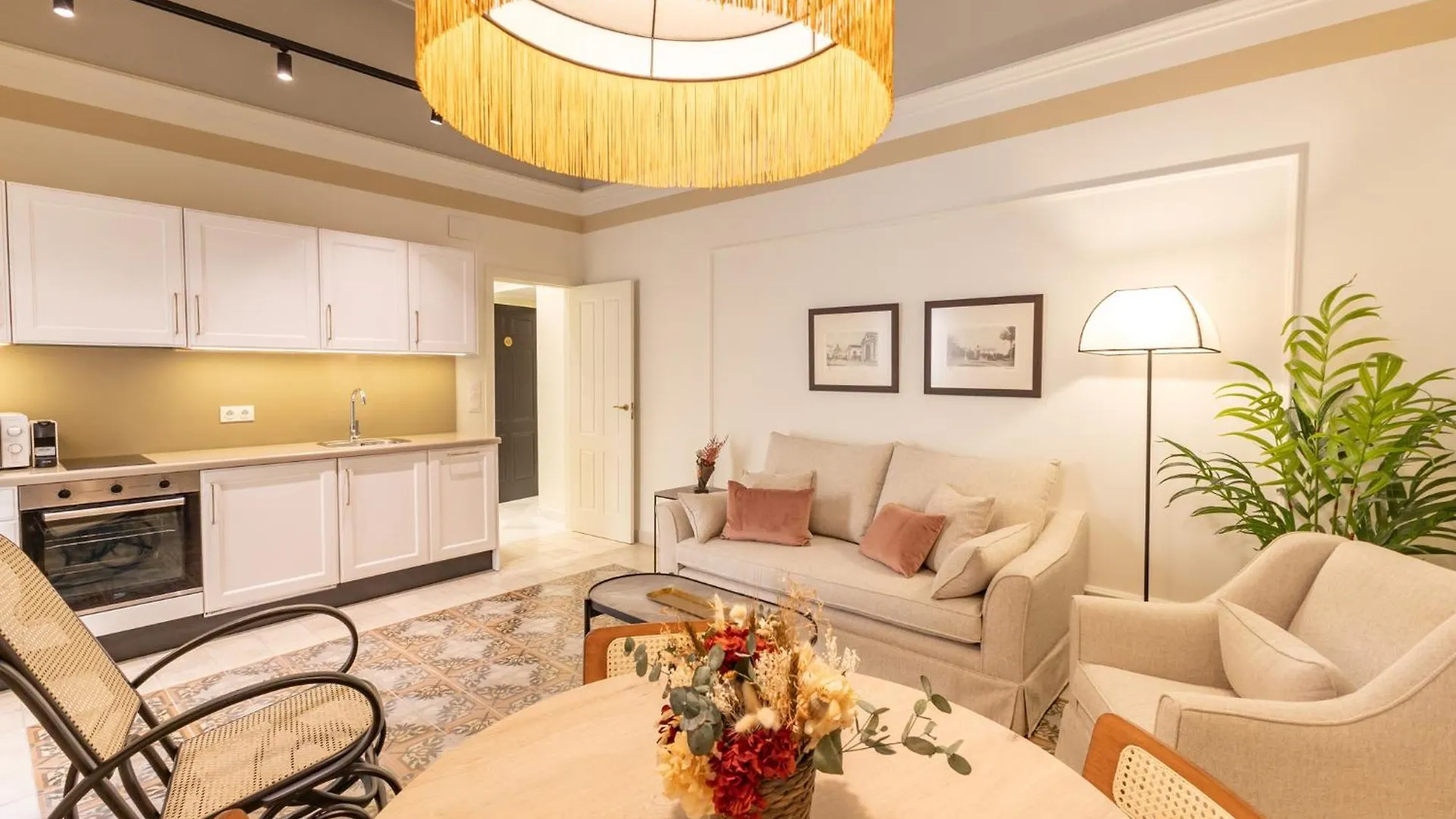 Aladro Apartamentos By Valcambre ヘレス