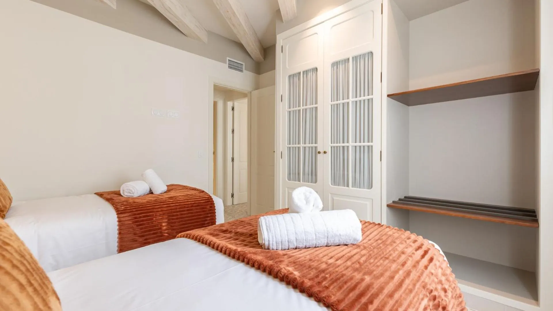 Aladro Apartamentos By Valcambre Jerez de la Frontera 0*,